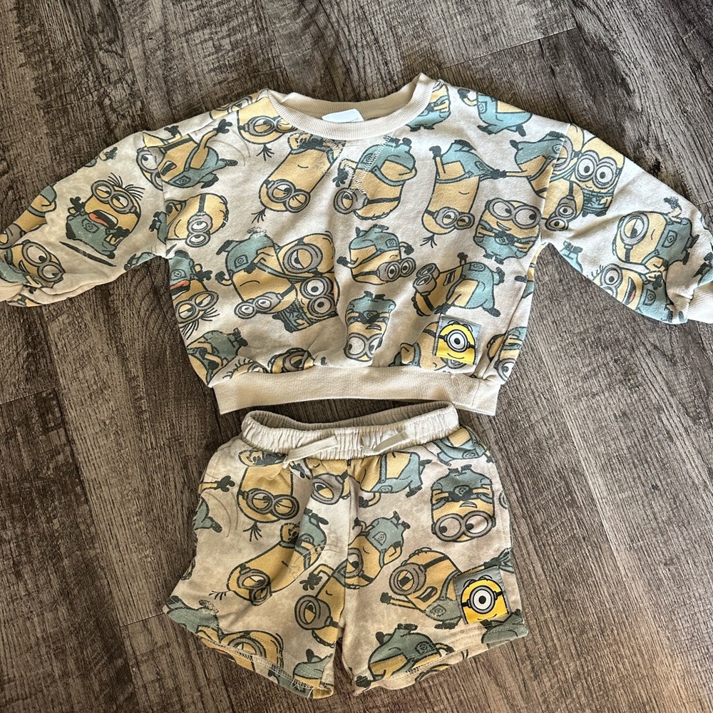 Minions two piece matching set